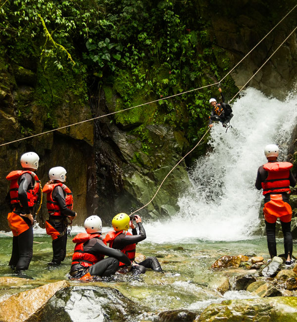 Une descente de canyon